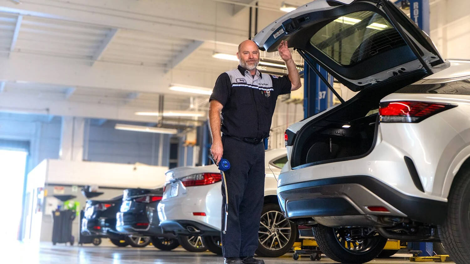 Service personnel at Lexus El Cajon